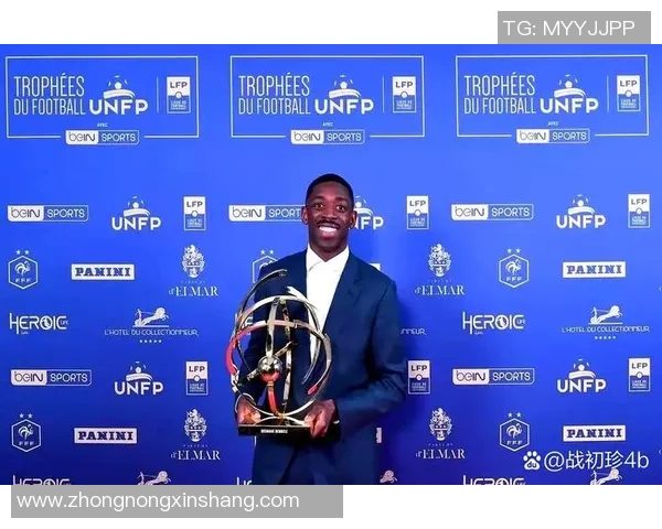 推特上的足球明星账号揭秘他们的生活与比赛瞬间