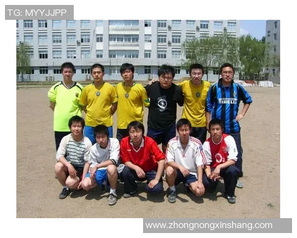 深圳足球队与成都足球队的耐力较量赛后分析与反思