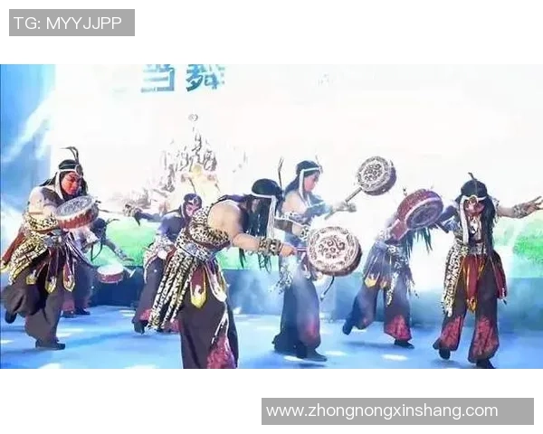 足球明星与中国舞女生的激情碰撞展现多元文化之美 足球明星与中国舞女生的激情碰撞展现多元文化之美