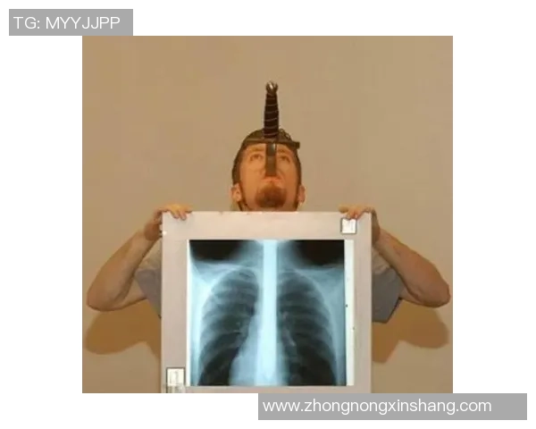 足球明星的绝技揭秘:那些令人瞩目的神奇瞬间与背后的训练故事 足球明星的绝技揭秘:那些令人瞩目的神奇瞬间与背后的训练故事